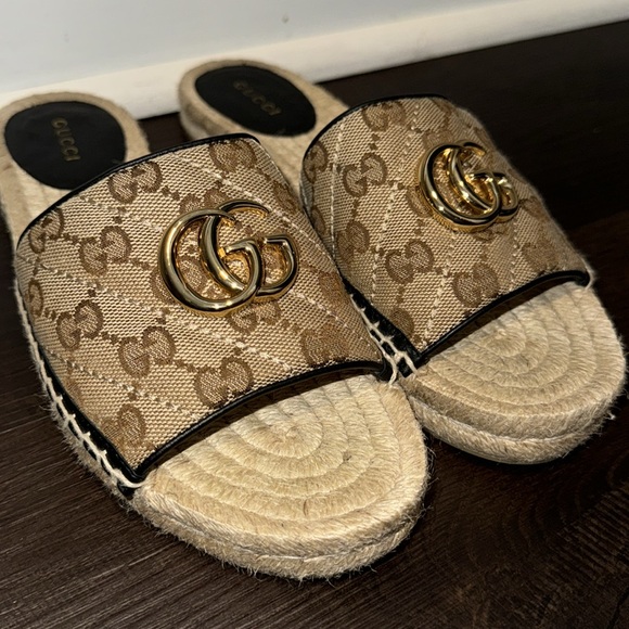 Gucci Women's GG Matelassé Canvas Espadrille Sandal - Size: 7.5 | IT 37.5 - Picture 3 of 16